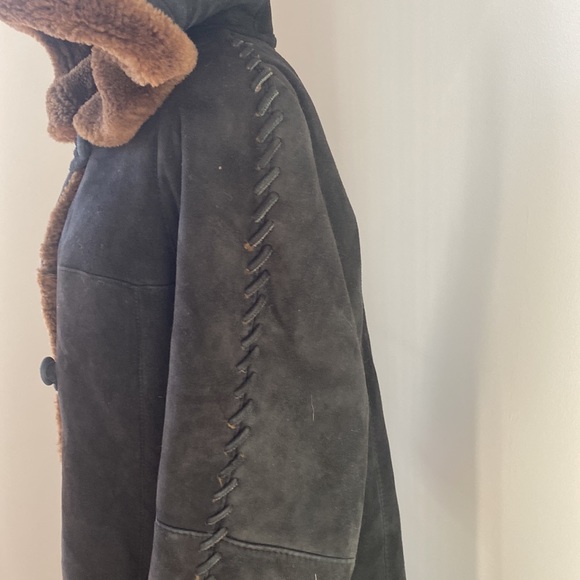 Maxi faux shearling suede winter coat dark academia hooded quiet luxury black - Picture 5 of 11